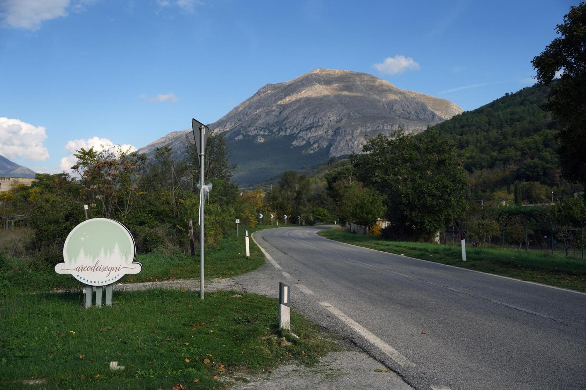 B&B Arco Dei Sogni Celano Dış mekan fotoğraf