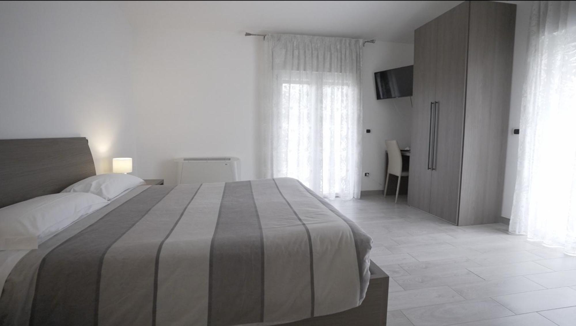 B&B Arco Dei Sogni Celano Dış mekan fotoğraf